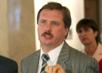Москва керує Яценюком через Медведчука - Чорновіл