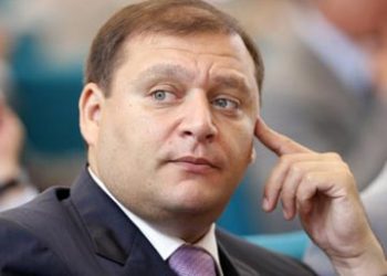 Азаров поручил губернатору Харьковщины разобраться с теневой занятостью в области