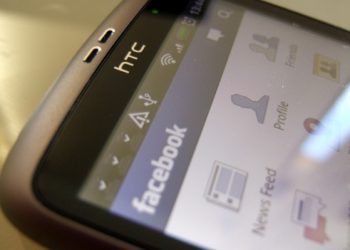 Facebook розробляє