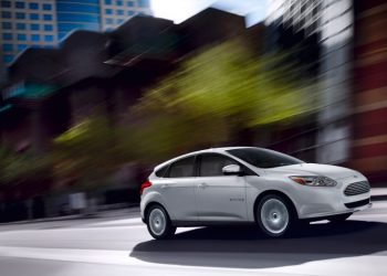 Ford Focus Electric перевершив Nissan Leaf у економії палива