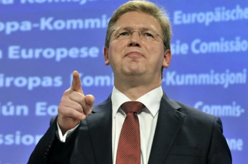 Фюле невідомо, коли підпишуть асоціацію з Україною