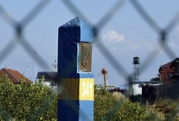 На пропускных пунктах украинско-польской границы скопилось более трехсот фур