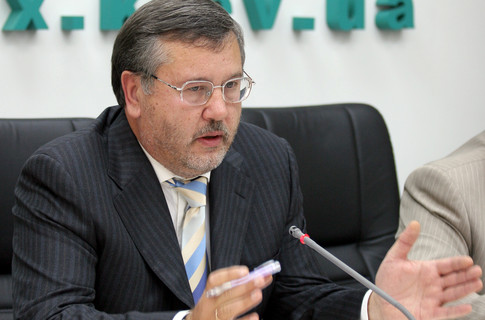 Гриценко не хоче бачити Яценюка на чолі опозиції