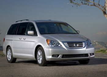 Власникам Honda EX-L і Touring варто звернутись до автовиробника