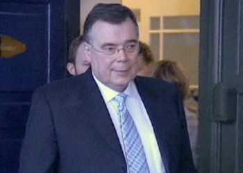 Исландский экс-премьер в кризисе не виноват