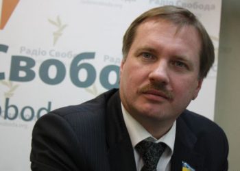 Чорновіл: поразка Саркозі поліпшить відносини між Україною і Францією