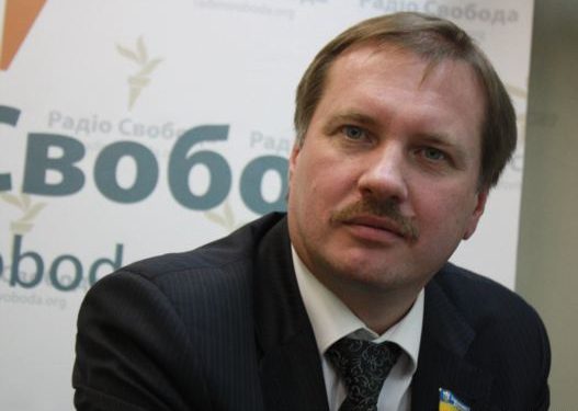 Чорновіл: поразка Саркозі поліпшить відносини між Україною і Францією