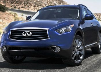 Infiniti злегка освіжила