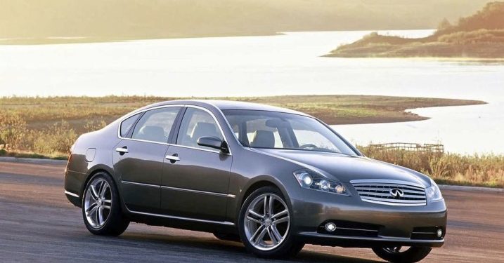 В Infiniti M45s 2003-'04 завжди повний бак