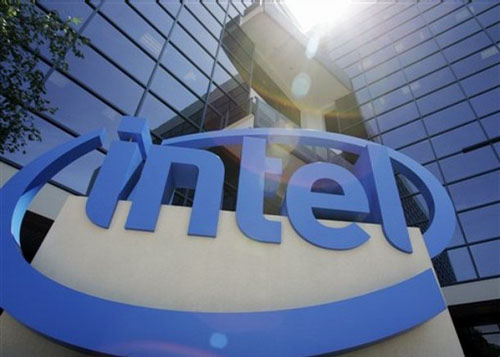 Корпорація Intel вийшла на ринок смартфонів