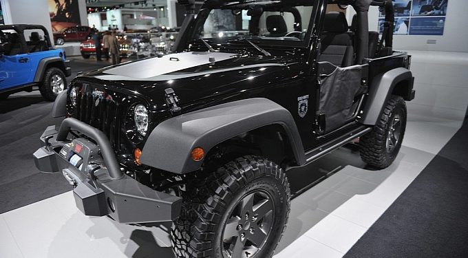 Jeep Wrangler і Chrysler 300 будуть представленіна Пекінському автосалоні