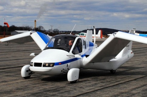 Автомобіль компанії Terrafugia піднявся в небо