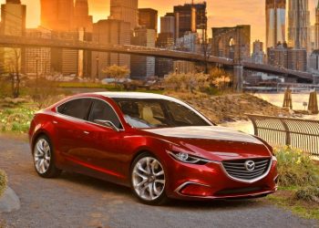 Mazda 6 із новітньою технологією Skyactiv