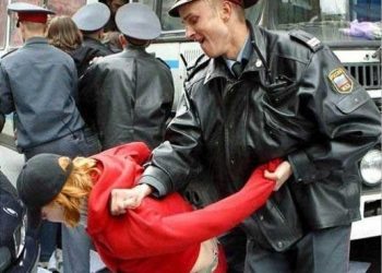Против полицейского возбуждено уголовное дело