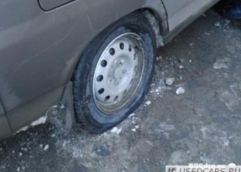 Пьяный подросток вынудил полицию стрелять по колесам машины в Москве