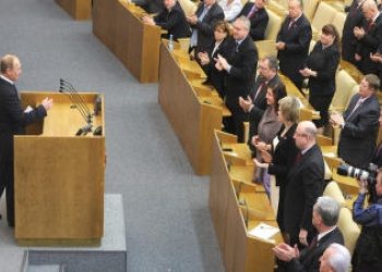 «Эсеры», бойкотируя выступление Путина, поручили Миронову задать вопросы от партии