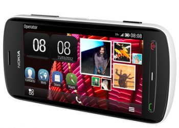 Лучшая новинка 2012 года – Nokia 808 PureView