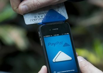 Теперь кредитной картой можно осуществлять платежи через телефон