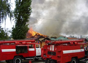Пожар в магазине бытовой техники в Уссурийске