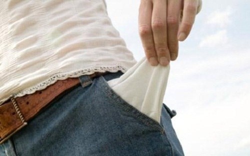 Українцям-боржникам дозволили виїжджати за кордон