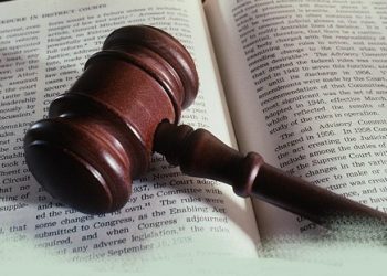 Захищати права звичайних українців будуть безкоштовно