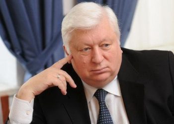 БЮТ начинает сбор подписей за отставку Пшонки