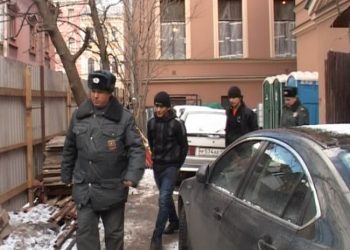 Нашедшие клад Нарышкиных таджикские рабочие вознаграждение не получат