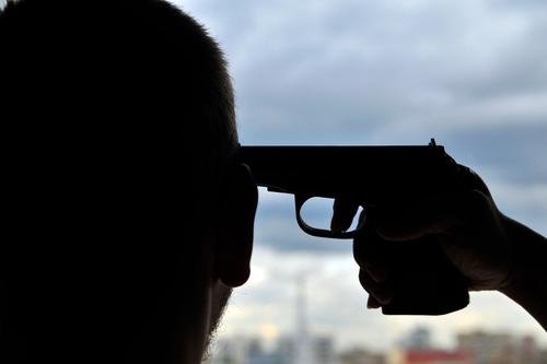 В Одесі на одній з вулиць застрелився чоловік