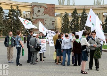 В Волгограде прошли пикеты «за» и «против» Олега Шеина