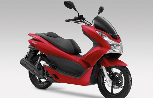 Планується випуск оновленого скутера Honda PCX125