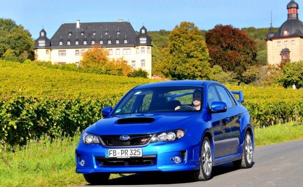 Стали відомими ціна на STI 2012 і WRX 2011 від Subaru