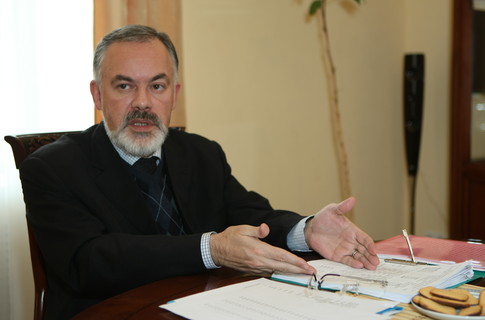 Табачник не знает, сколько в Киеве русскоязычных школ - Світ24