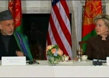 Власти Соединенных Штатов Америки и Афганистана заключили договор о военном сотрудничестве. По сообщениям журналистов в новой договоренности определяется роль Вашингтона в Афганистане после вывода из страны большой части американских войск, намеченного на 2014 год. Подпись под договором была поставлена сегодня в столице Афганистана Кабуле после окончания переговорного процесса, длившегося на протяжении ряда месяцев. Посол США Д. Крокер и глава нац. безопасности Афганистана Рангир Дадфат Спанта в своем совместном обращении заявляют, что соглашение одобрено обеими странами и послужит крепким фундаментом для развития Афганского региона и его сотрудничества с другими странами. Детали договора пока держатся в тайне, однако ранее сообщалось что правительство США рассчитывает передать Афганистану 3 млрд. долларов в качестве финансовой поддержки.