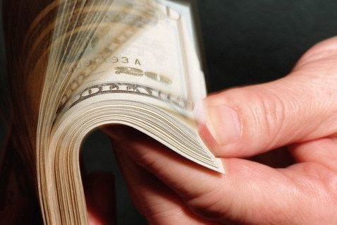 Українці не хочуть купувати іноземну валюту