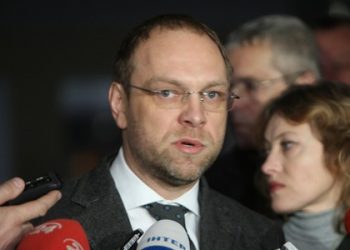 Власенко пустили к Тимошенко
