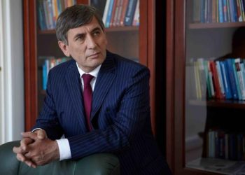 Адвокат из Чечни пообещал залить Москву кровью