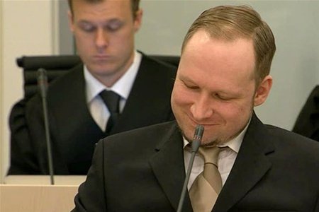 Брейвик рассказал о голосах в голове