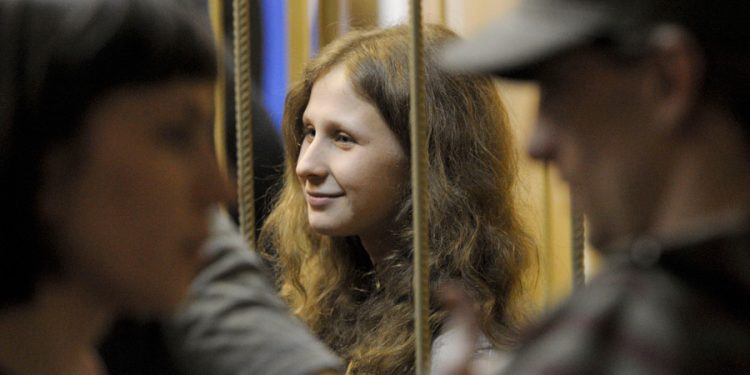 Amnesty International заступилась за Pussy Riot