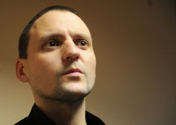 Язва желудка заставила Удальцова выйти из голодовки в поддержку Шеина