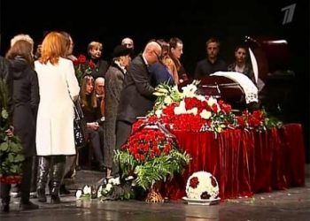 Родственникам А.Пороховщикова не хватило денег на похороны
