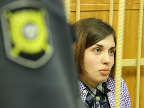 Следователи просят продлить срок ареста участницам Pussy Riot