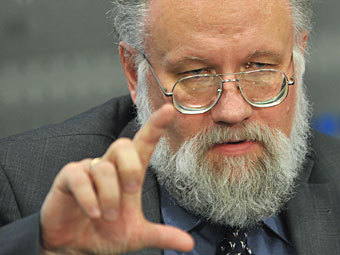 Чуров пообещал разобраться с нарушениями на выборах в Астрахани