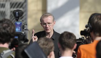 Астраханский суд принял заявление от Олега Шеина