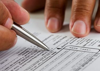 Депутат Госдумы задекларировал годовой доход в 2,7 миллиарда рублей