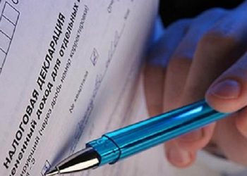 Виктор Янукович заработал 2 миллиона долларов на книгах