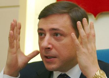 Стало известно, кто в правительстве России богаче всех