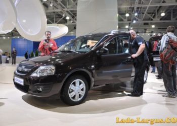 Новую «Lada Largus» в день начала производства презентовали в Петербурге