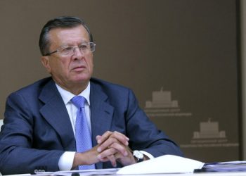Зубков одобрил пошлину на компьютеры