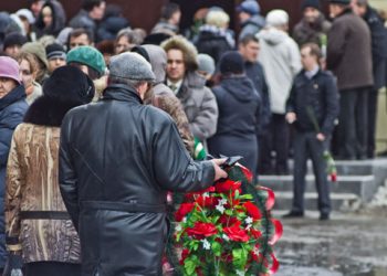 Первые похороны погибших в авиакатастрофе пройдут в Тюмени в среду