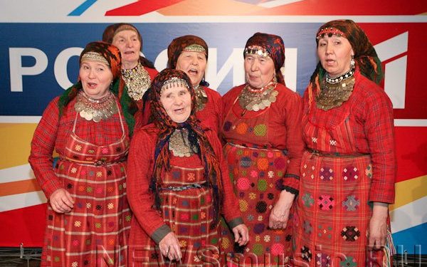 Флешмоб в поддержку «Бурановских бабушек» организовали в Ижевске